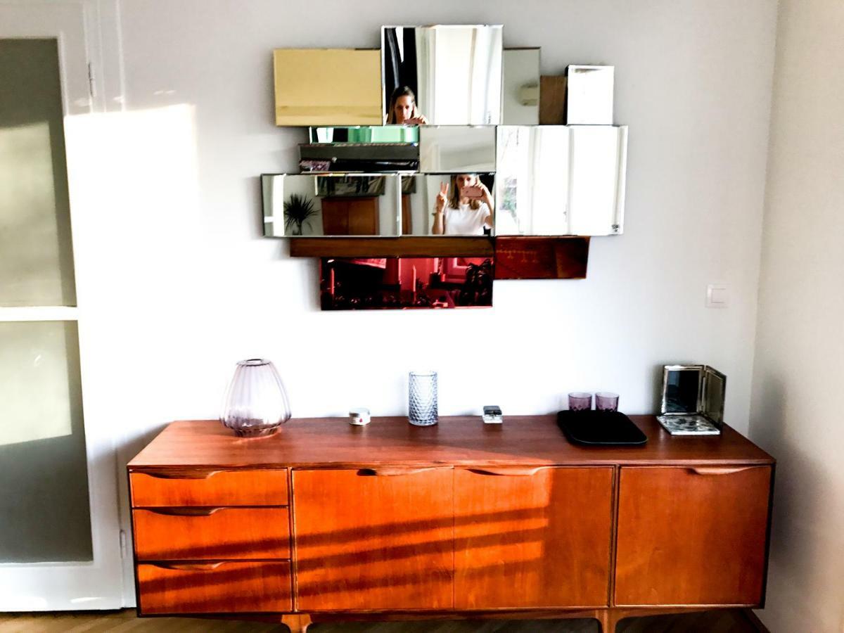 Spacious Bauhaus Icon Flat With Fitness Room In Central Buda, Close To The River And Margaret Island Budapest Bagian luar foto