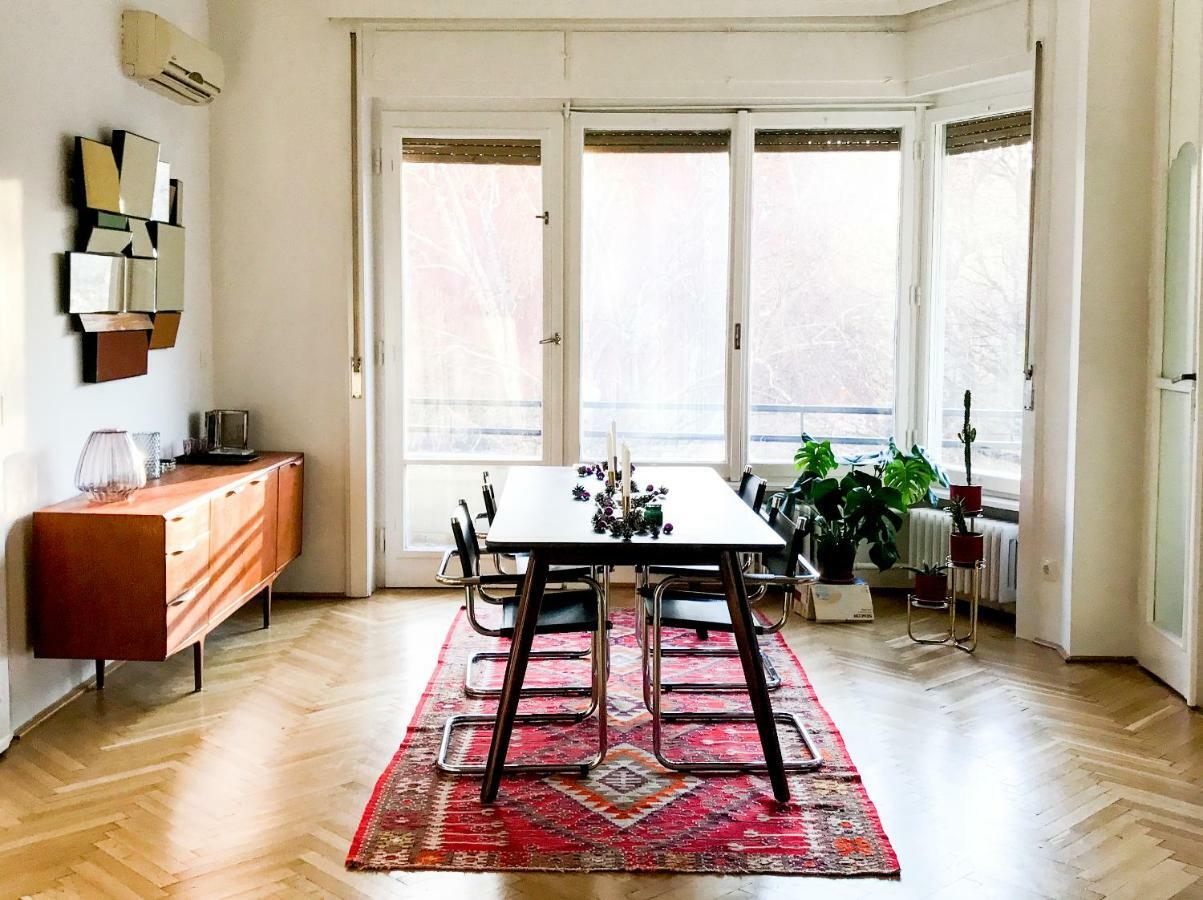 Spacious Bauhaus Icon Flat With Fitness Room In Central Buda, Close To The River And Margaret Island Budapest Bagian luar foto