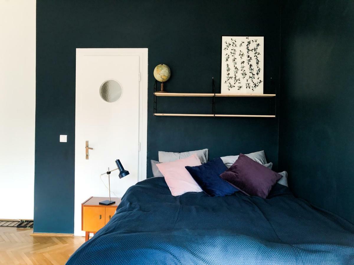 Spacious Bauhaus Icon Flat With Fitness Room In Central Buda, Close To The River And Margaret Island Budapest Bagian luar foto